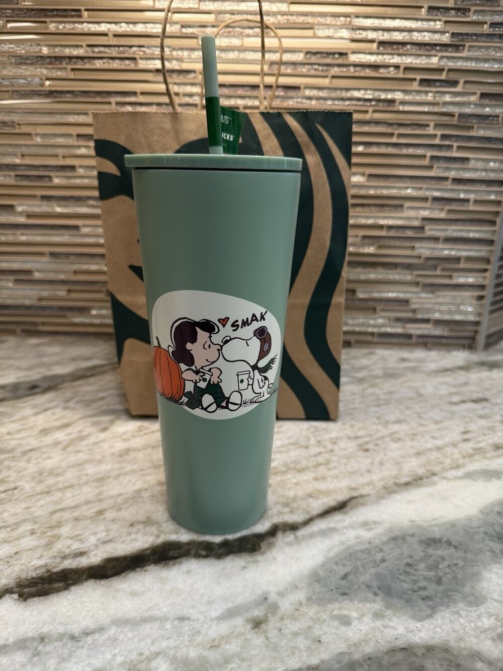 LIMITED EDITION Starbucks Peanuts Snoopy & Sage Green Reusable Tumbler w/ Straw